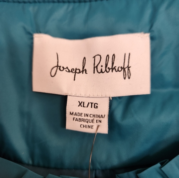 Joseph Ribkoff Thin Puffer Jacket | Lightweight Quilted Designer Coat (C1) - Picture 4 of 10